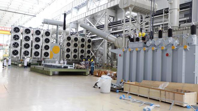 世界級產(chǎn)品“破繭”亮相